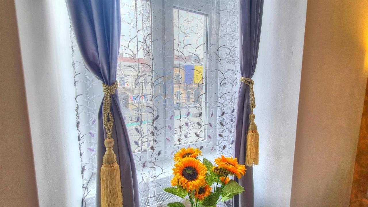 Royal Mansion In Unirii Square Apartment Cluj-Napoca Exterior photo