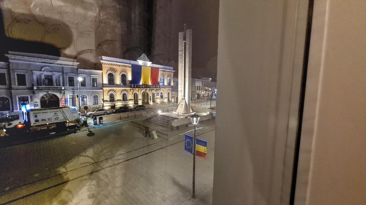 Royal Mansion In Unirii Square Apartment Cluj-Napoca Exterior photo