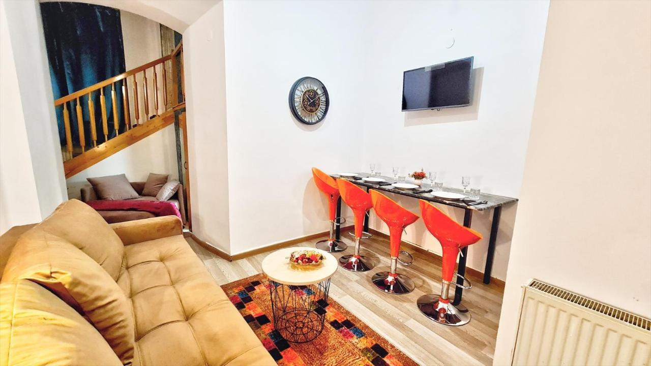 Royal Mansion In Unirii Square Apartment Cluj-Napoca Exterior photo